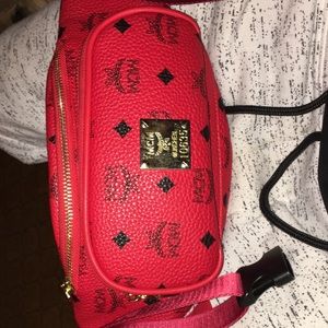MCM fanny pack barely ever been used